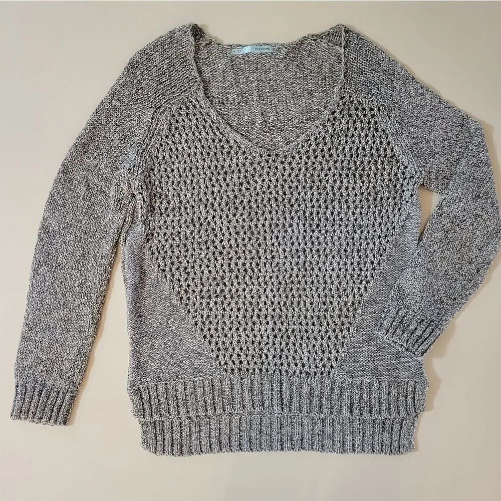 Maurices Women's Deep V-neck Long Sleeve Drop-tail Sweater